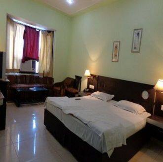 New Pakiza Hotel, Kurukshetra 1